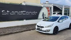 Branco Usado 2013 Kia Ceed Coupé | € 9.900 (Preço justo)