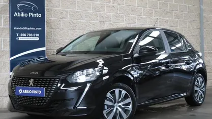 Usado Peugeot 208 Active 102 HP (75 kW) 2023 Preto Citadino