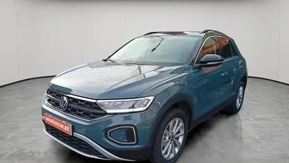 Azul Novo 2025 VW T-Roc SUV | € 28.450 (Preço justo)