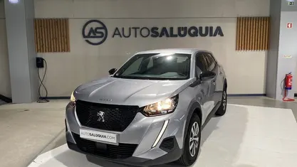 Usado Peugeot 2008 Active 102 HP (75 kW) 2023 SUV