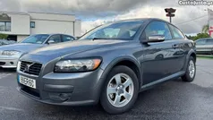 Cinza Usado 2007 Volvo C30 Summum Citadino | € 4.750 (Bom preço)