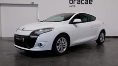 Branco Usado 2011 Renault Mégane III Dynamique Coupé | € 4.750