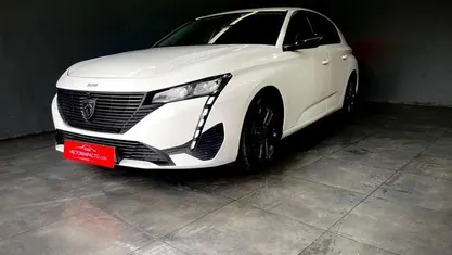 Usado 2022 Peugeot 308 | € 21.496 (Preço justo)