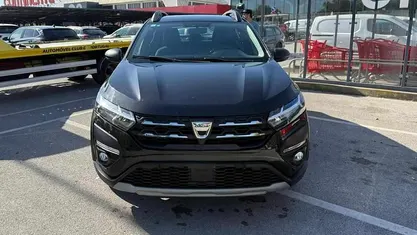 Preto Usado 2021 Dacia Sandero Citadino | € 15.500 (Preço justo)