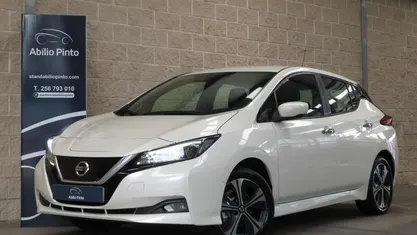 Usado Nissan Leaf Acenta 160 kW (218 HP) 2022 Branco Citadino