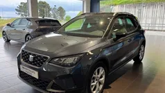 Cinza Usado 2023 Seat Arona FR SUV | € 19.450 (Preço justo)