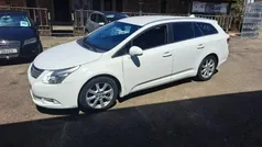 Branco Usado 2011 Toyota Avensis Carrinha | € 8.850 (Preço justo)