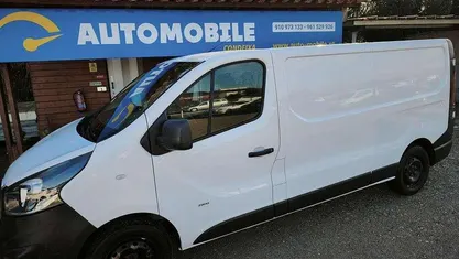 Branco Usado 2017 Opel Vivaro Monovolume | € 13.950 (Bom preço)