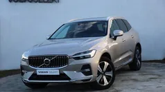 Cinzento Usado 2023 Volvo XC60 Plus SUV | € 54.800 (Preço justo)