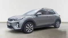 Cinza Usado 2024 Kia Stonic SUV | € 16.900 (Preço justo)