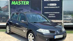 Cinzento Usado 2007 Renault Mégane II Dynamique Citadino | € 4.250 (Preço justo)