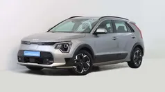 Cinzento Usado 2023 Kia e-Niro SUV | € 29.900 (Preço justo)