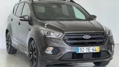 Usado 2017 Ford Kuga ST-Line SUV | € 16.450 (Preço justo)