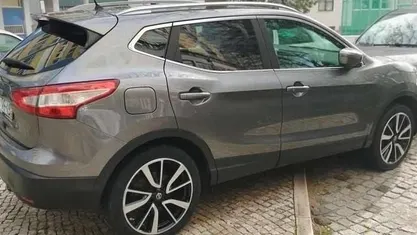 Usado 2015 Nissan Qashqai SUV | € 12.900 (Bom preço)