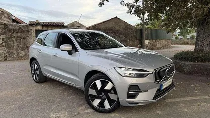 Usado Volvo XC60 408 HP (300 kW) 2023 Cinzento SUV