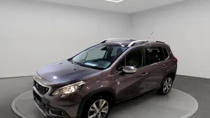 Usado Peugeot 2008 Crossway 110 HP (80 kW) 2016 SUV