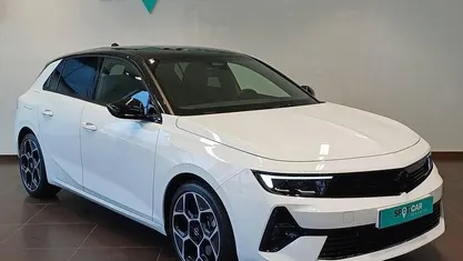 Branco Usado 2023 Opel Astra S Carrinha | € 31.000 (Preço justo)