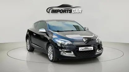 Usado Renault Mégane III 110 HP (80 kW) 2013 Preto Coupé