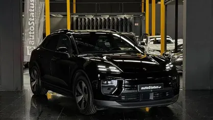 Preto Usado 2025 Porsche Macan SUV | € 87.990 (Preço justo)