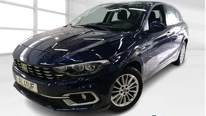 Usado Fiat Tipo Life 95 HP (69 kW) 2021 Azul Sedan