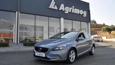 Azul Usado 2018 Volvo V40 Carrinha | € 14.900 (Preço justo)