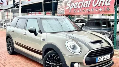 Usado Mini Clubman 102 HP (75 kW) 2018 Cinzento Carrinha