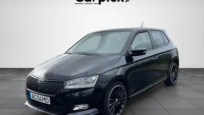 Usado Skoda Fabia 110 HP (80 kW) 2020 Preto
