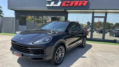 Usado Porsche Cayenne 462 HP (339 kW) 2021 SUV