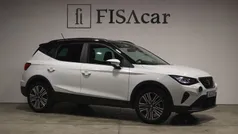 Branco Usado 2023 Seat Arona Style SUV | € 18.500 (Preço justo)