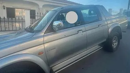 Cinzento Usado 2000 Mitsubishi L200 Pickup | € 10.000 (Preço justo)