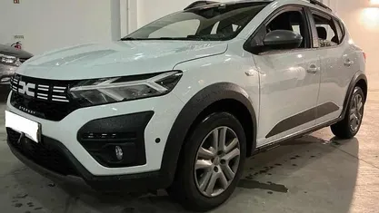 Usado 2023 Dacia Sandero Citadino | € 15.990 (Preço justo)