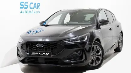 Preto Usado 2022 Ford Focus ST-Line | € 16.490 (Preço justo)