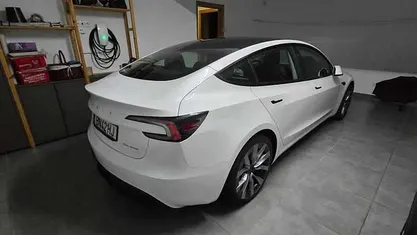 Usado 2024 Tesla Model 3 Sedan | € 35.000 (Preço justo)