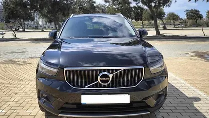 Usado Volvo XC40 262 HP (192 kW) 2020 Preto SUV
