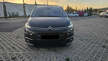 Cinzento Usado 2020 Citroën C4 Picasso Monovolume | € 14.900 (Preço justo)