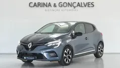 Cinza Usado 2022 Renault Clio V Evolution Citadino | € 16.750 (Preço justo)