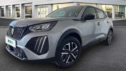 Usado 2025 Peugeot e-2008 Active SUV | € 27.500 (Preço justo)