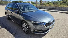 Cinza Usado 2021 Skoda Octavia Ambition Sedan | € 18.450 (Preço justo)