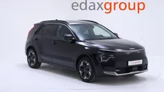 Cinzento Usado 2024 Kia e-Niro SUV | € 35.490 (Preço justo)