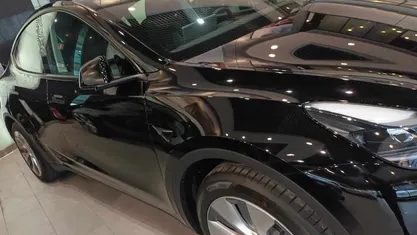 Usado Tesla Model Y 239 kW (325 HP) 2023 Preto SUV