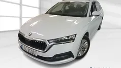 Branco Usado 2021 Skoda Octavia Ambition Carrinha | € 19.200 (Bom preço)