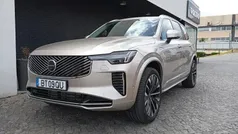 Cinzento Usado 2025 Volvo XC90 Plus SUV | € 85.900 (Preço justo)