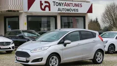 Cinza Usado 2014 Ford Fiesta Trend Citadino | € 8.750 (Preço justo)