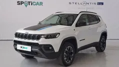 Branco Usado 2023 Jeep Compass Trailhawk SUV | € 33.500 (Preço justo)