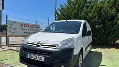 Branco Usado 2016 Citroën Berlingo Monovolume | € 9.900 (Preço justo)
