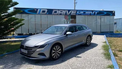 Usado VW Arteon Elegance 218 HP (160 kW) 2021 Cinzento Carrinha