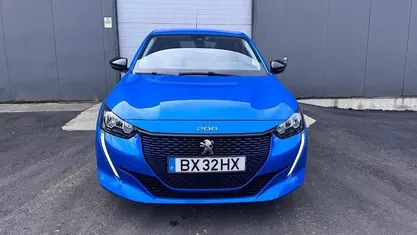 Usado 2022 Peugeot e-208 Citadino | € 18.250 (Preço justo)
