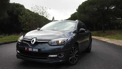 Cinzento Usado 2015 Renault Mégane GrandTour Carrinha | € 8.690 (Preço justo)