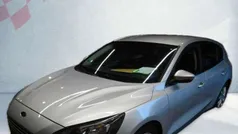 Cinzento Usado 2020 Ford Focus Cool & Connect | € 14.480 (Super Preço)
