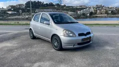 Usado 2000 Toyota Yaris Citadino | € 2.250 (Preço justo)